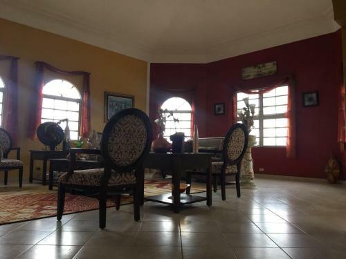 Hostal Natrans Guest House III