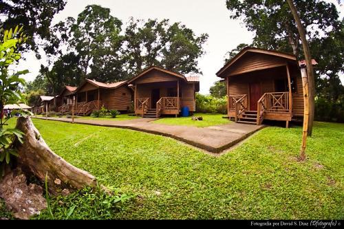Lodge Pulhapanzak Waterfall Cabins