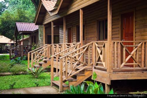 Lodge Pulhapanzak Waterfall Cabins
