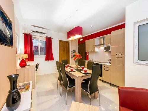 Bayside Apartments