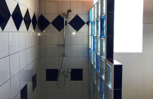 Maison Bord De Mer � St Pierre
