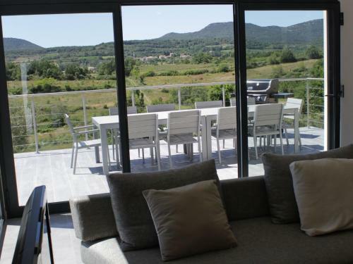 Spacious Villa With Swimming Pool In Vagnas
