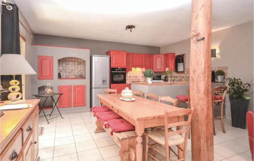 Holiday Home Tulette With A Fireplace 01