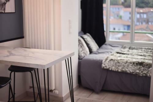 Apartamento Apparts Four Seasons - Gare Chateaucreux
