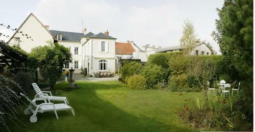 Bed & Breakfast Amphore Du Berry