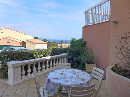 Apartment Front De Mer.2