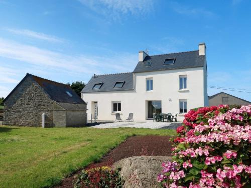 Ferienhaus Plou�nour-trez 219s