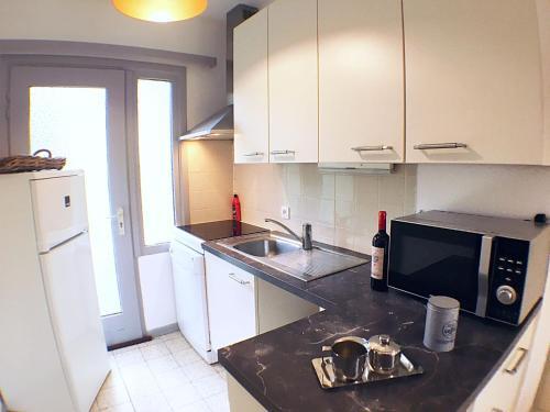 Lovely Bungalow In Waulsort With Swimming Pool