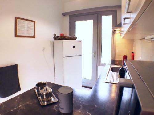 Lovely Bungalow In Waulsort With Swimming Pool