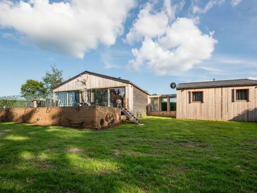 Luxurious Chalet In Bullingen With Private Terrace