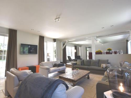Villa Petunias