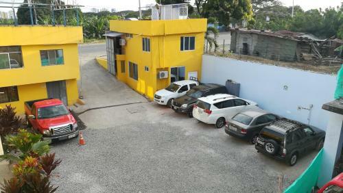 Hostal Rio Suites