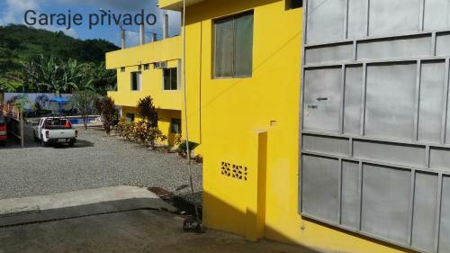 Hostal Rio Suites