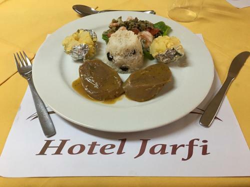 Hotel Jarfi