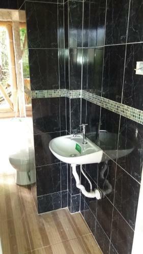 Lodge Hostal Las Heliconias