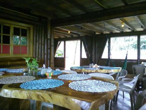 Lodge Hostal Las Heliconias