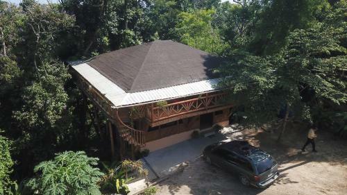Lodge Hostal Las Heliconias