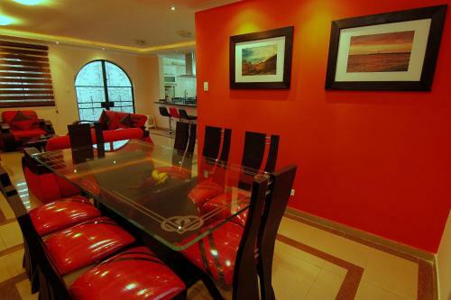 Condor�s Antisana Hotel Y Centro de Eventos