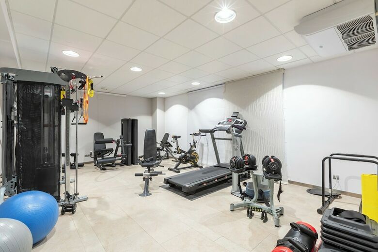 Hotel HLG Citypark Sant Just