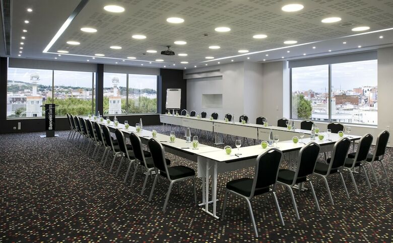 Hotel Barcel� Sants
