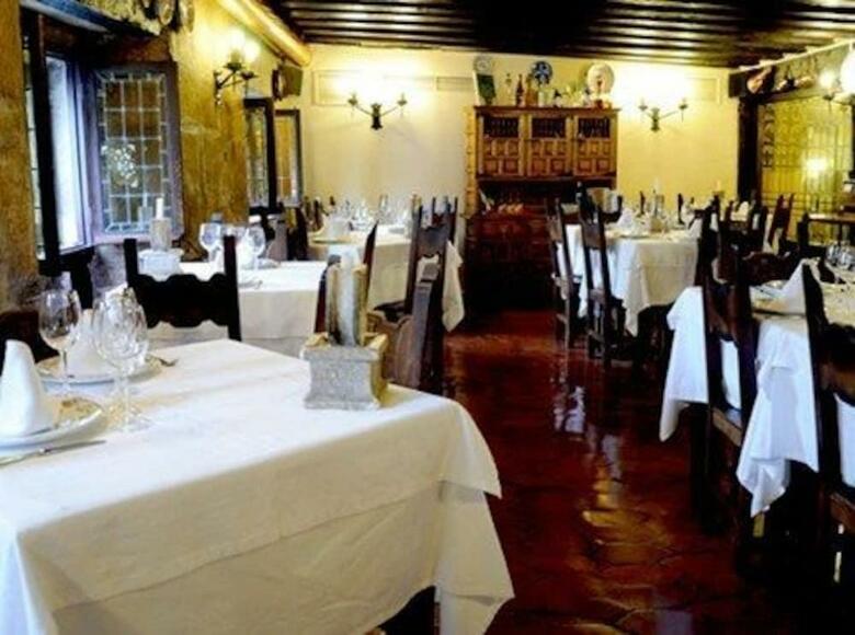 Hotel Meson Del Cid