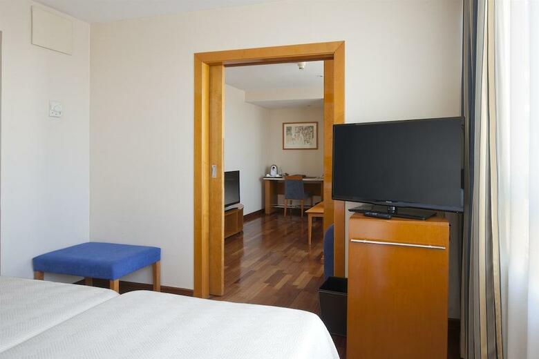 Hotel NH Castell�n Mindoro