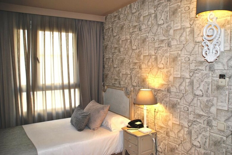 Hotel Vincci Lys