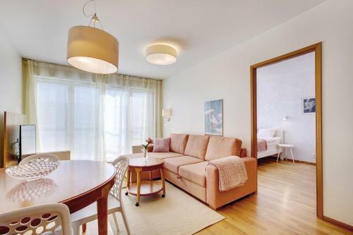Solar Apartments - Liberty Square