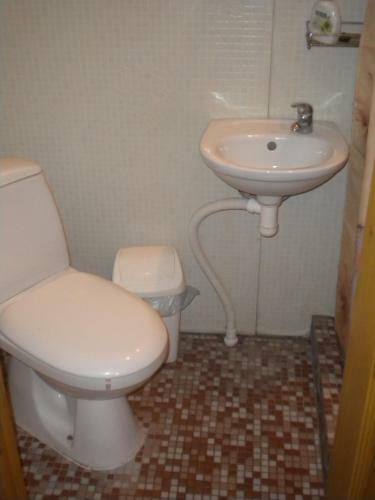 Hostal Madise Guesthouse