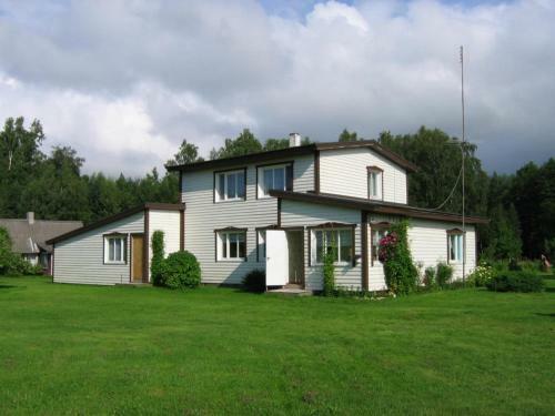 Hostal J�rve��re Holiday House