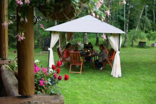 Neti Holiday House