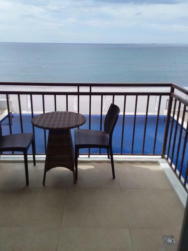 Hotel Brisa Marina Beachfront Resort