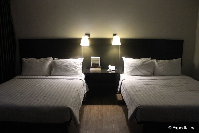 Rivermount Hotel And Resort