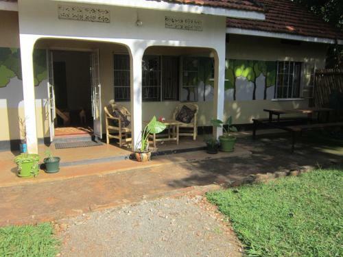 Bed & Breakfast Jinja Basecamp