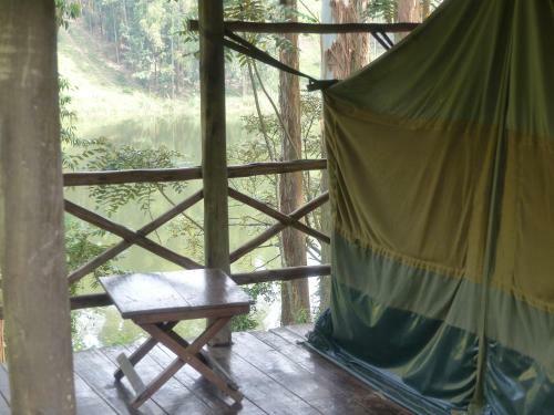 Hotel Supreme Adventure Park Bunyonyi