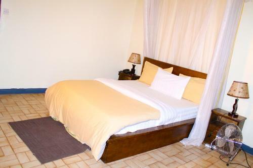 Tross Hotel