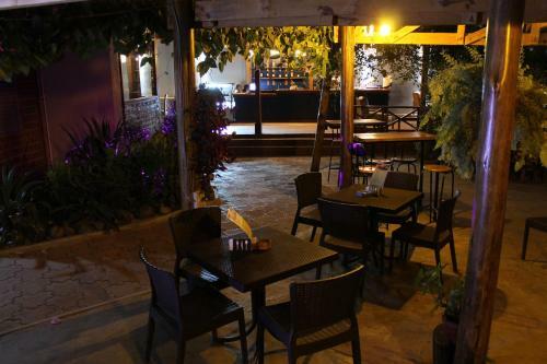 Tross Hotel