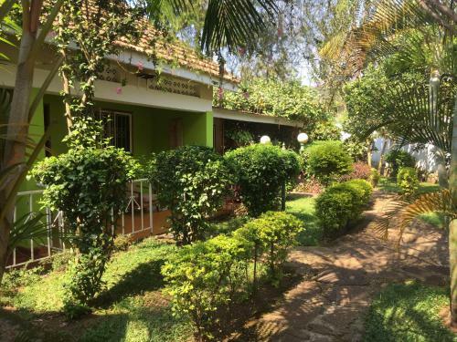 Hostal Cross Roads Suites