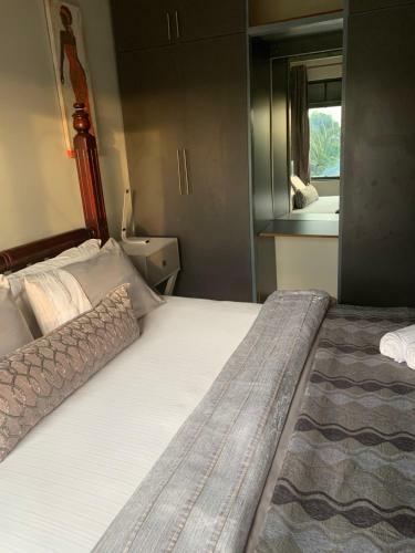 Hostal Trendy Apartments