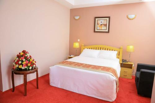 Hotel 7 Seasons Entebbe