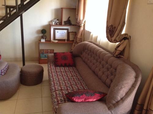 Amari Comfort Homes.