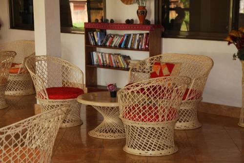 African Village Hotel