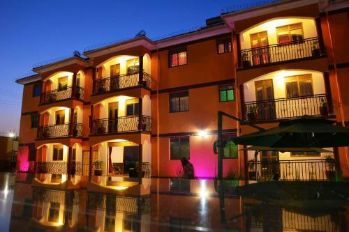 Albergue Mak Queen Hotel