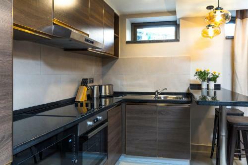 Speke Apartments Kitante