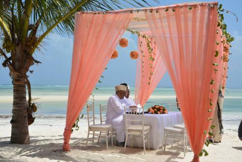 Hotel Neptune Pwani Beach Resort & Spa - All Inclusive