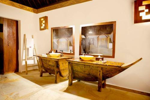 Hotel The Island - Pongwe Lodge