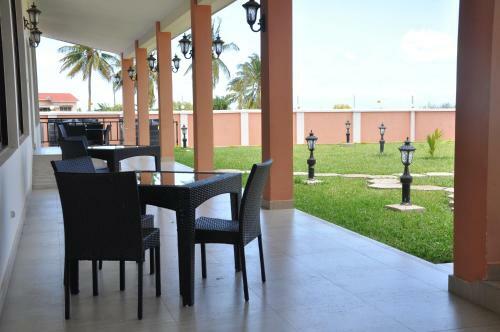 Luwa Evergreen Hotel
