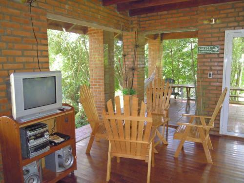 Hostal Caba�as Mocon�