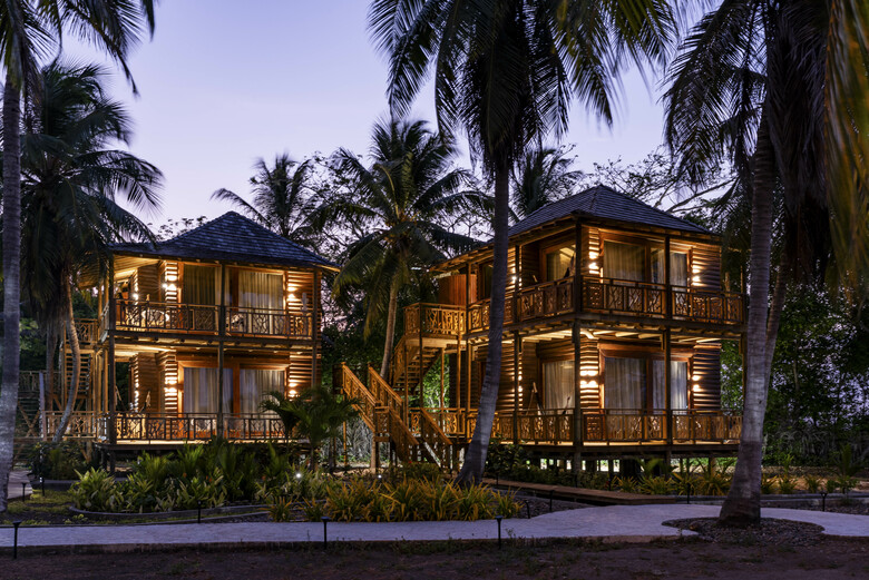 Isla Del Encanto Hotel & Spa