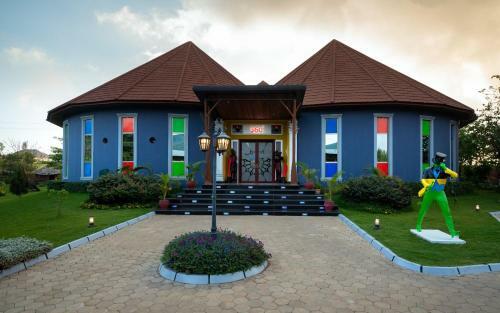 Hotel Fun Retreat Resort